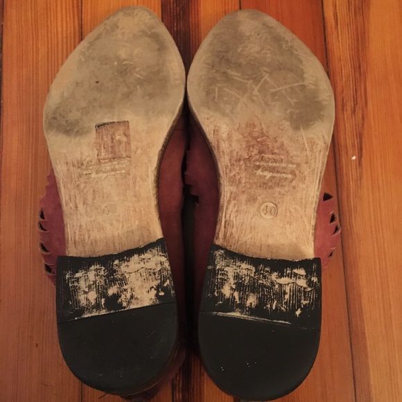 Booties - Picture 4 of 4